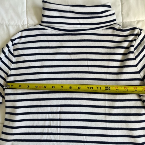 Vineyard Vines Anchor Turtleneck - Picture 9 of 9